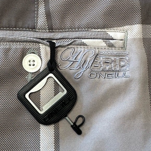 Hybrid & Company Black and Gray Patterned Shorts - Picture 6 of 6